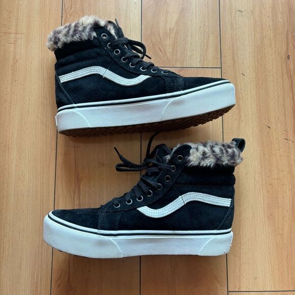 Vans SK8-Hi Fur Lined platform High Tops - Picture 5 of 9